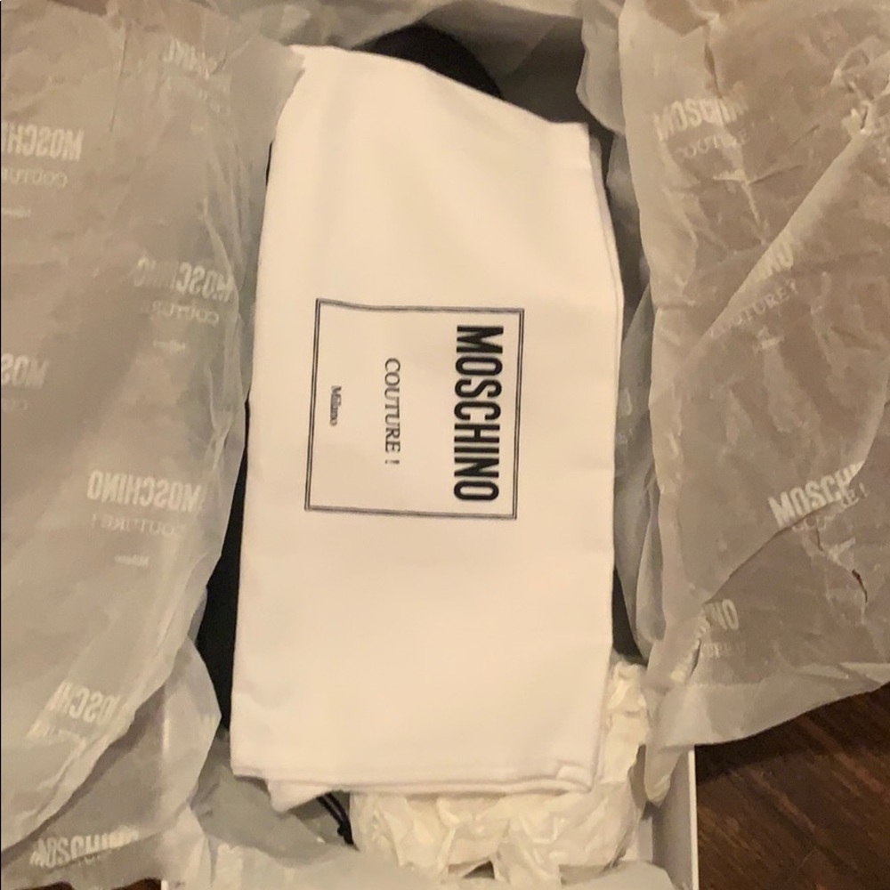 Sandal - Picture 2 of 4